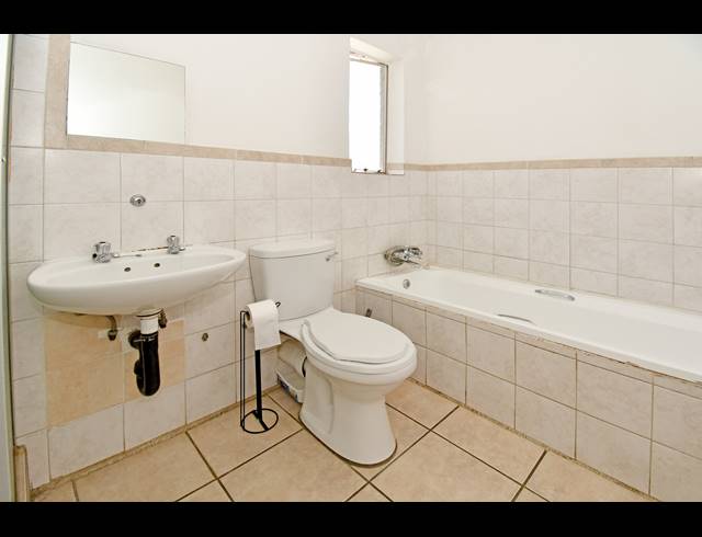 2 BEDROOM APARTMENT FOR SALE IN NOORDHANG